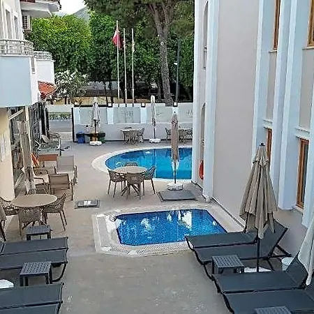 Arya Hotel Icmeler